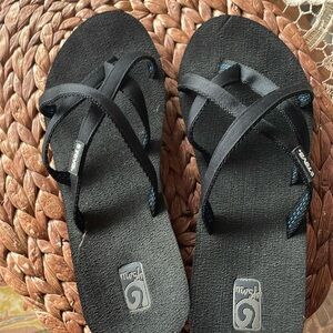 Teva sandals wedge size 8
